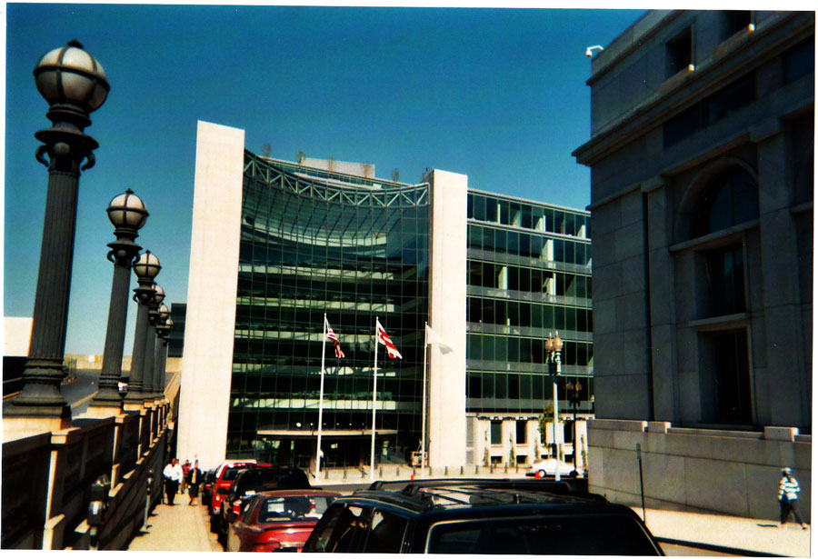 SEC's DC HQ: Exterior (2008)
