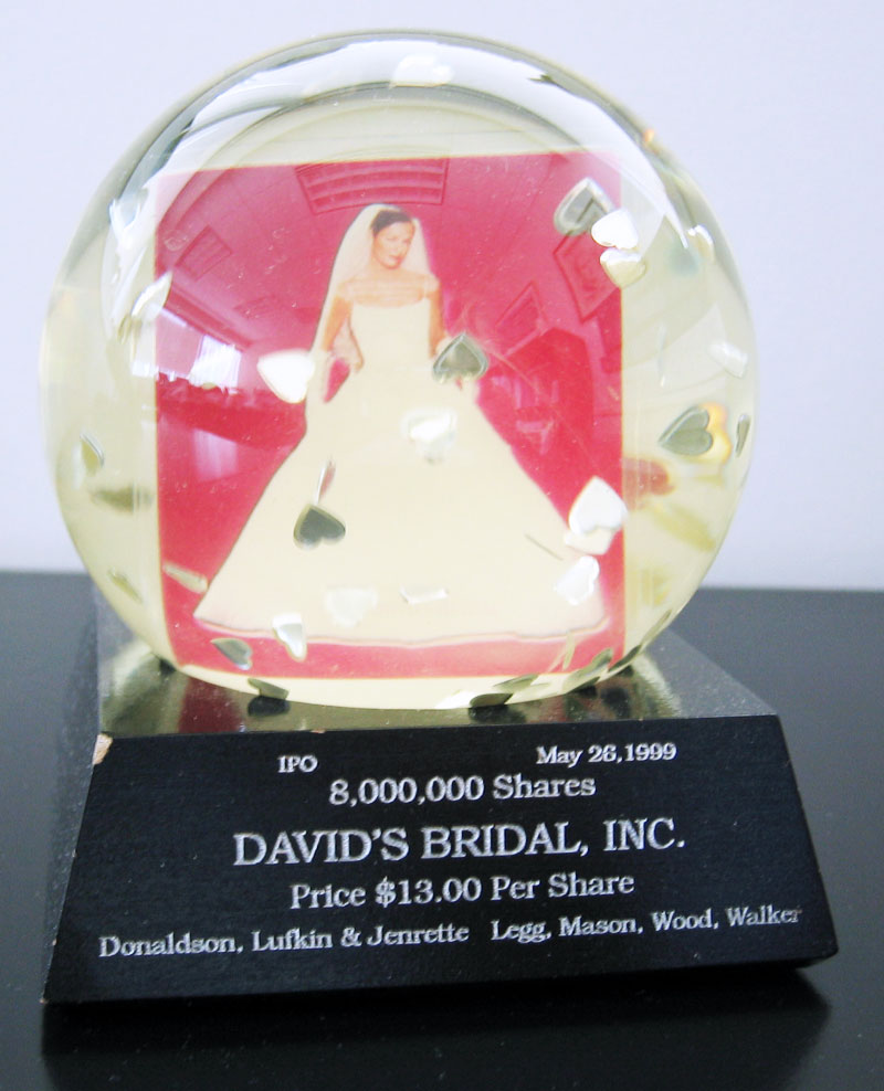 David's Bridal IPO (1999)