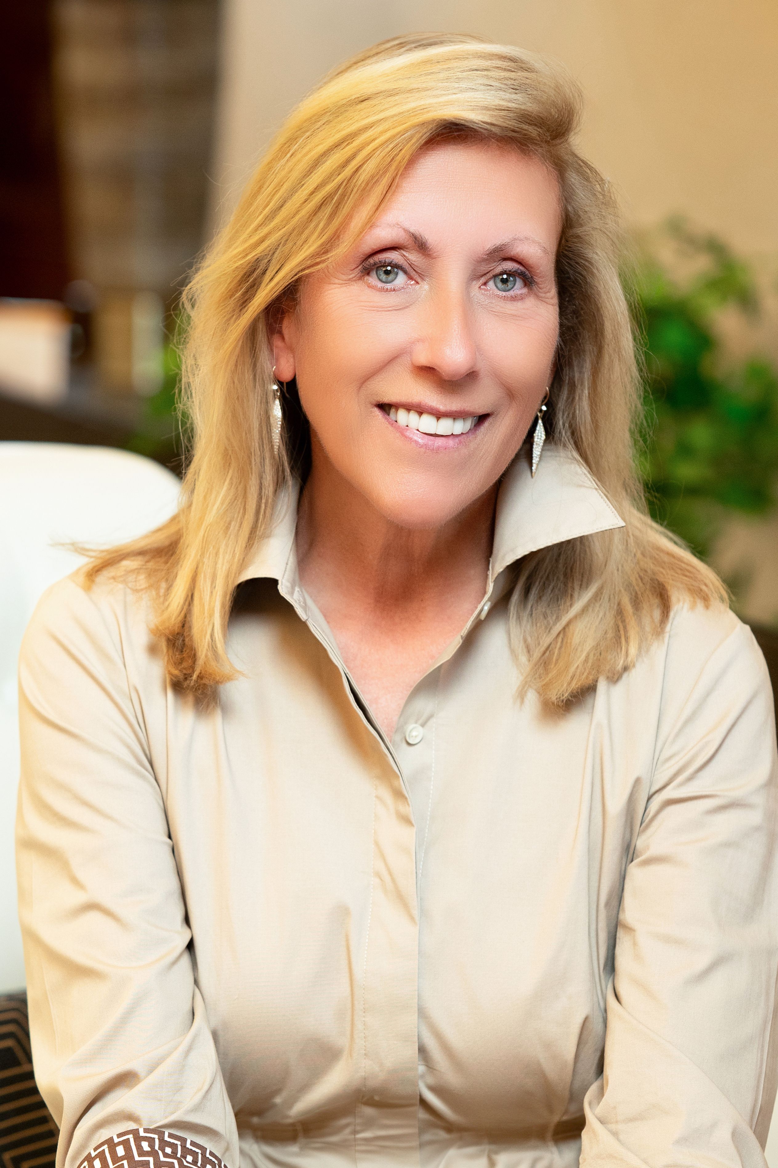 Headshot of Suzanne Miglucci